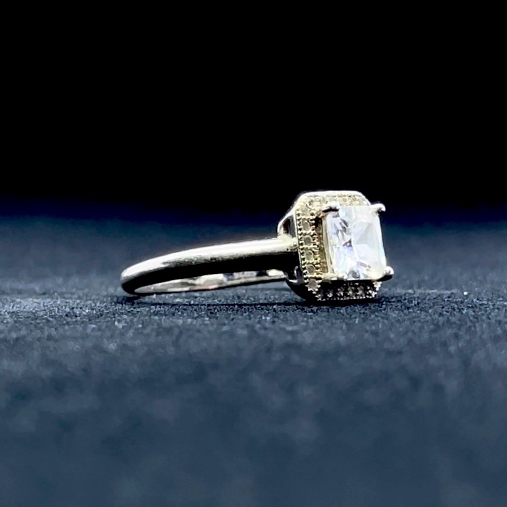 STERLING SILVER WEDDING RING